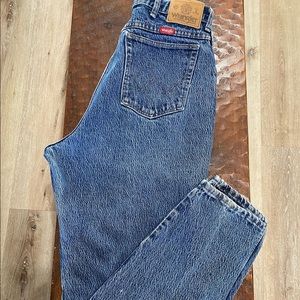 Vintage Wrangler ultra high waisted “Mom” jeans